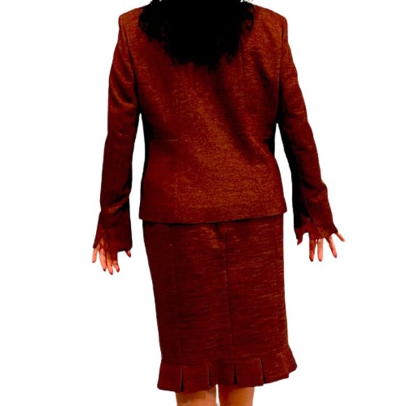 Evan Picone. Two Piece Suit Size 18 - Picture 2 of 3